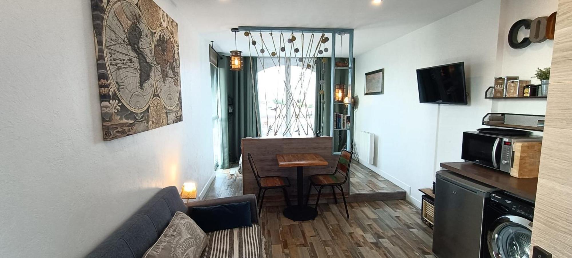 Le Semaphore - Studio Climatise, Grande Terrasse Vue Mer - Parking, Wifi La Grande-Motte Eksteriør billede